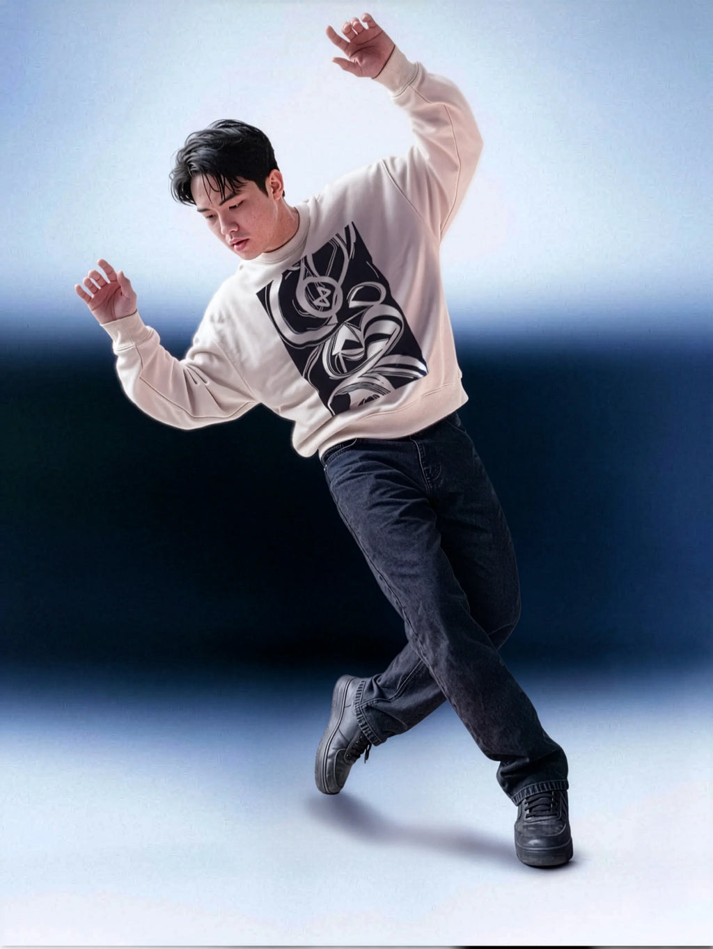 Crewneck Sweatshirt “Signature” – Organic Cotton – Handcrafted Screen Print – AIONQUEST
